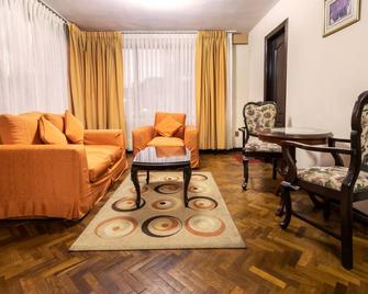 Elegance Hotel - La Paz - Living room