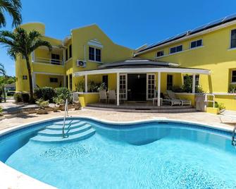 Vida Mejor - Poolside - Saint James - Pool