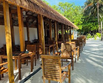 ويف كريست ريتريت - ثولوسدهو - شرفة مرصوفة