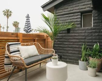Starman Studio 6 - Oceanside - Innenhof