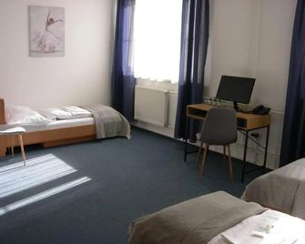 G Hotel Zilina - Žilina - Bedroom