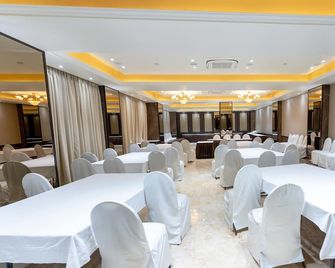 West End Hotel - Mumbai - Salle de banquet