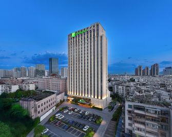 Holiday Inn Express Kunming West By IHG - Kunming - Edificio