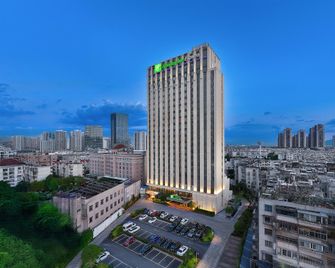 Holiday Inn Express Kunming West By IHG - קונמינג - בניין