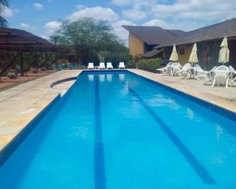 Wintterville Apartamento Térreo 13J para até 6 pessoas - Gravata - Basen