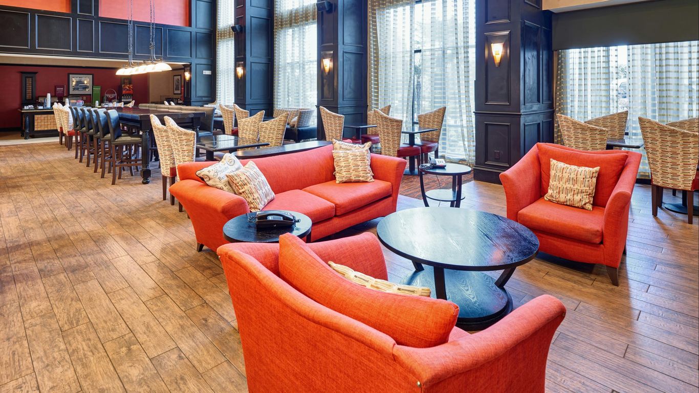 Hampton Inn & Suites Waco-South