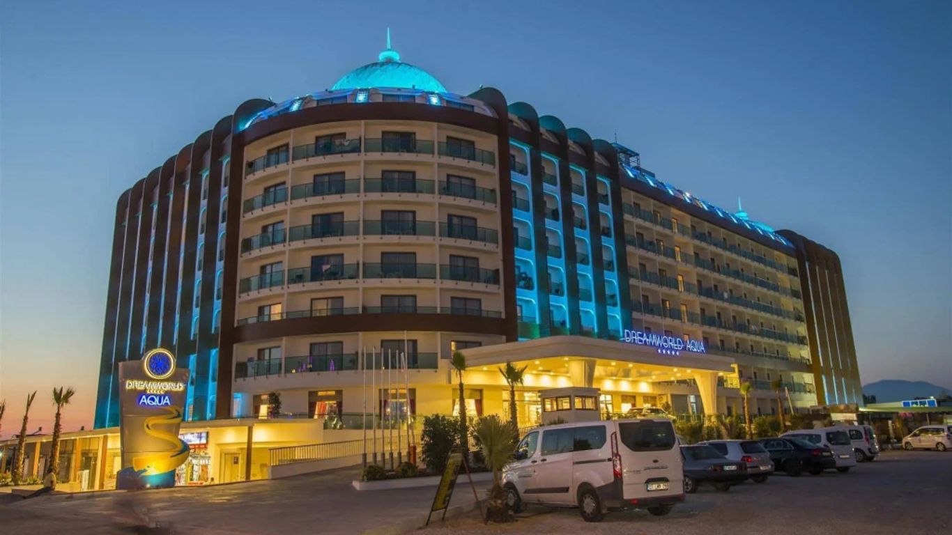 دريم وورلد أكوا هوتل - شامل جميع الخدمات