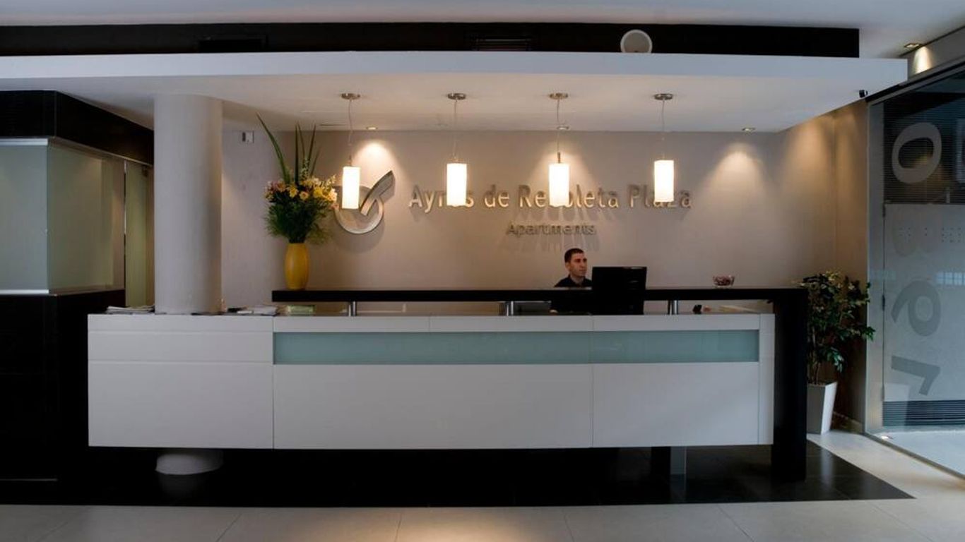 Ayres De Recoleta Plaza