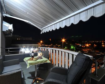 Apartments & Rooms Villa Maslina - Trogir - Varanda