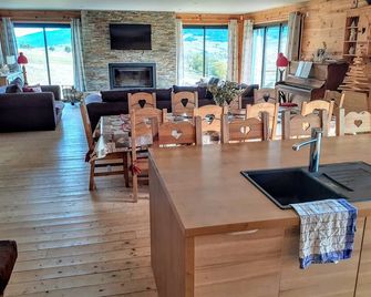 Luxury chalet le lodje des cerfs - Formiguères - Salle à manger