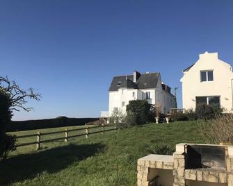 Havre de Paix les pieds dans l'eau - Locoal-Mendon - Edificio