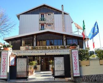Hotel Sila - Camigliatello Silano - Building