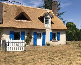 Rustic cottage - Châteaudun - Bâtiment