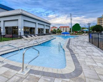 Holiday Inn Express & Suites Pigeon Forge/Near Dollywood - Pigeon Forge - Basen