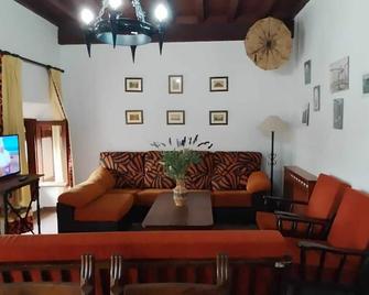 Casa rural El Corralón - Talaván - Sala de estar