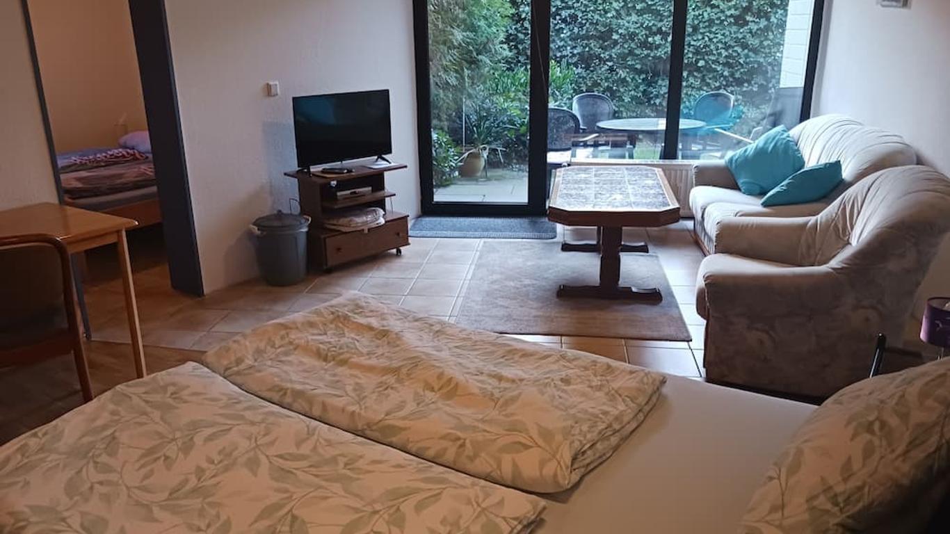 Pension Strohm im Lieth Café