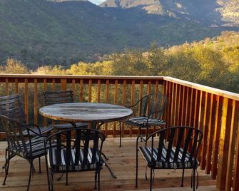 Alta Peak Vista - Three Rivers - Balkon