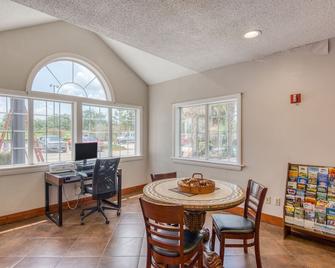 Trident Inn & Suites, Baton Rouge - Baton Rouge - Dining room