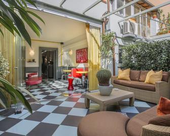 Hotel Tirrenia - Viareggio - Patio