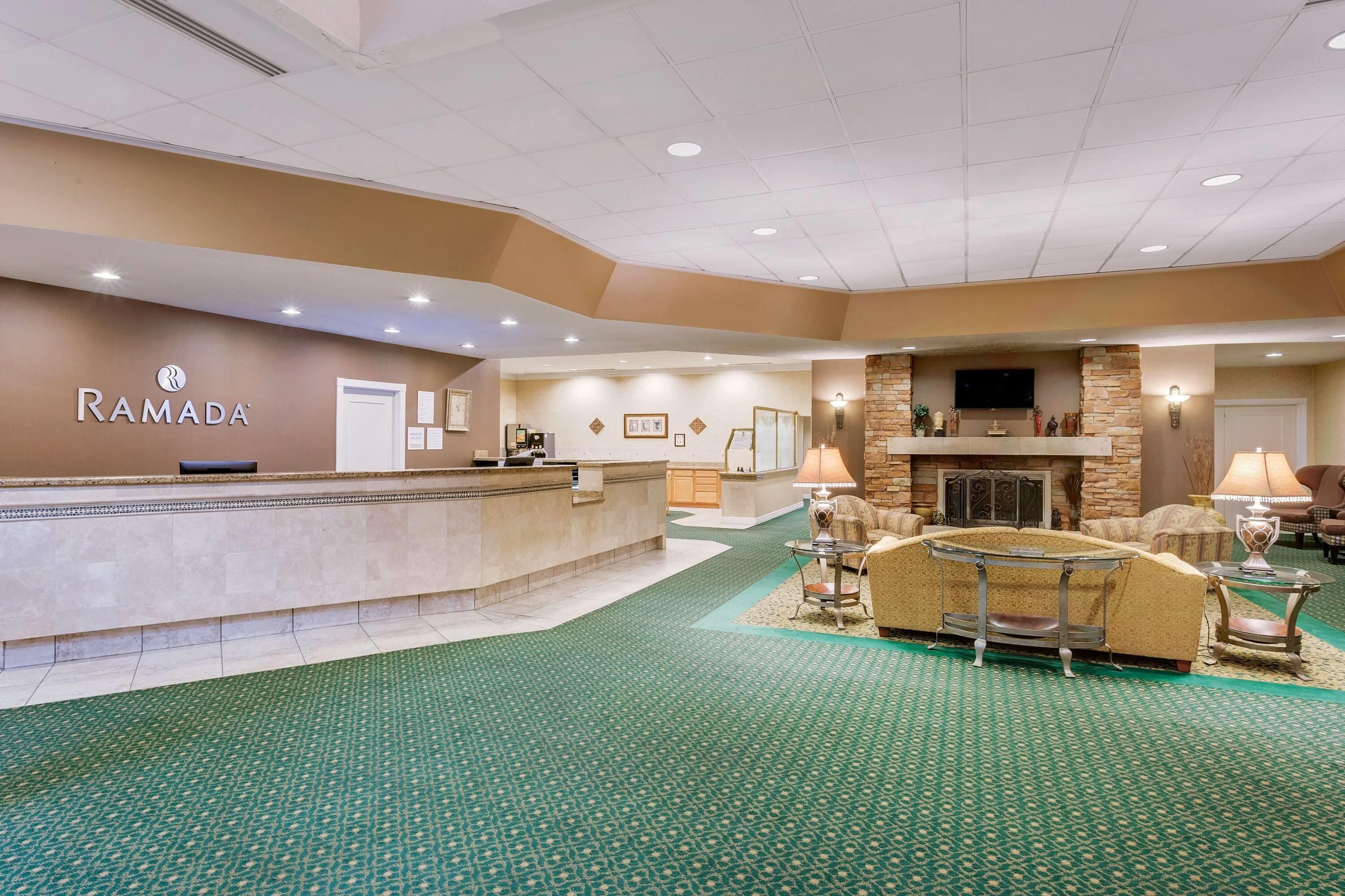 Ramada by Wyndham Provo - Provo - Resepsjon