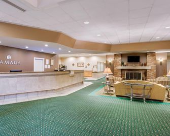 Ramada by Wyndham Provo - Provo - Lobby