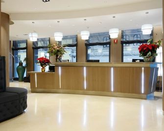 Hotel Pedro I De Aragon 4 Estrellas Superior - Osca - Balcó