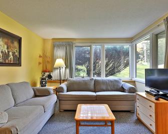 Fall Line Condos by Killington VR - 1 Bedrooms - Killington - Wohnzimmer