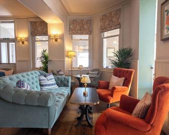 Hotel Victoria - Whitby - Huiskamer