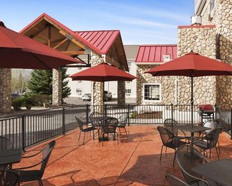 Greentree Extended Stay Eagle/Vail Valley - Eagle - Patio