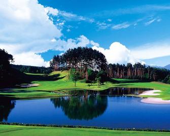 Breakfast included View of Yatsugatake and the S / Hokuto Yamanashi - Hokuto - Corso di golf