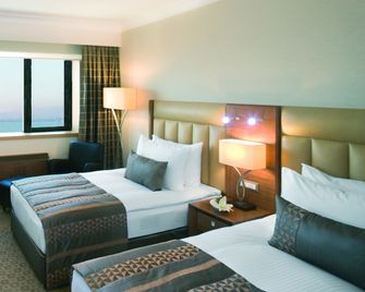 Mövenpick Hotel Izmir - Esmirna
