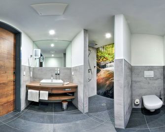 Emils Hotel - Pirmasens - Baño