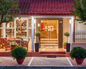 Hotel Grekas - Neoi Poroi