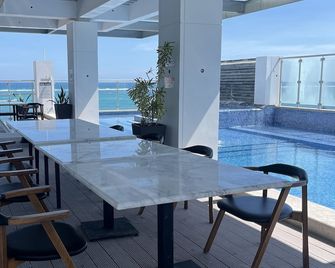 The Watermark Hotel - San Pedro Town