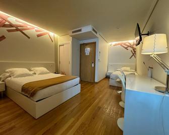 Hotel Lino - Vigo - Bedroom