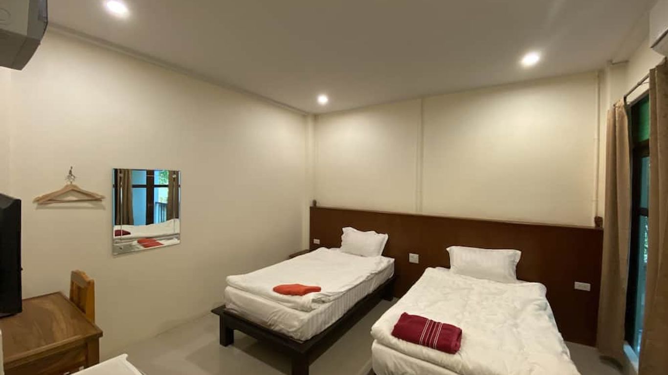 จิตรา รีสอร์ท