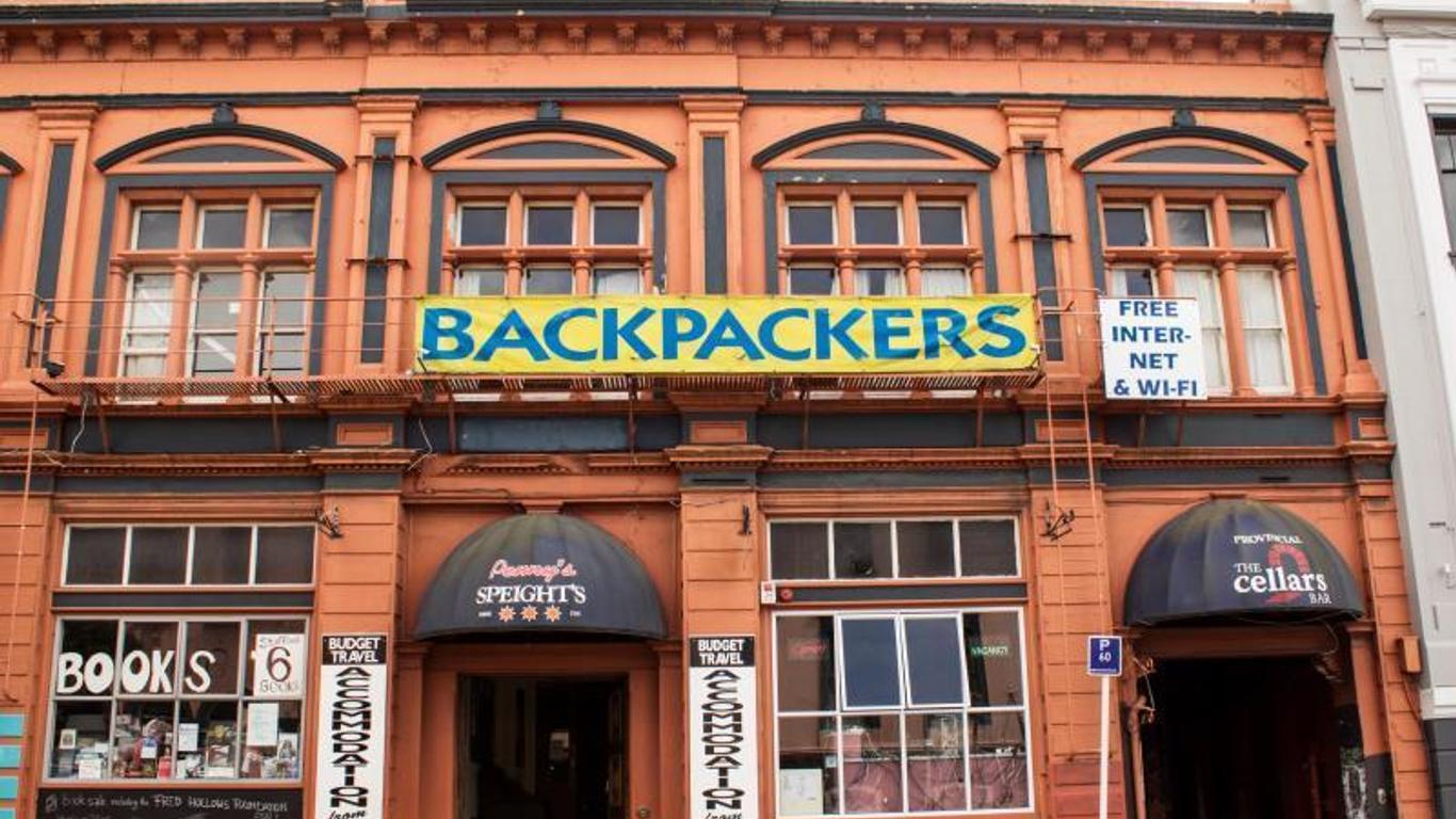 Geeky Gecko Backpackers