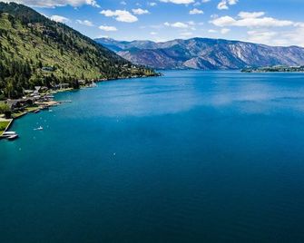 Lake Chelan w water access STR# 000810 - Chelan - Strand