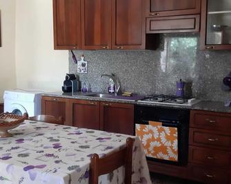 Residenza la Viola - Casaprota - Cocina
