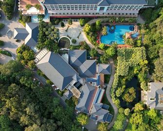 Dongguan Forum Hotel and Apartment - Dongguan - Outdoors view