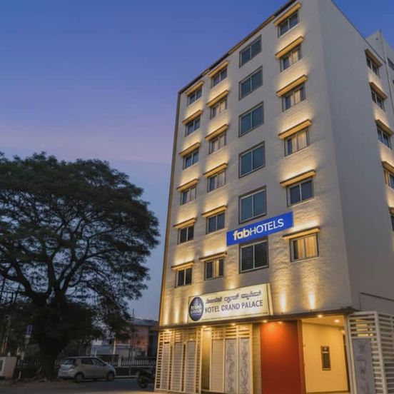 Fabhotel A White Pearl Suites - Nr Bangalore Airport image 1
