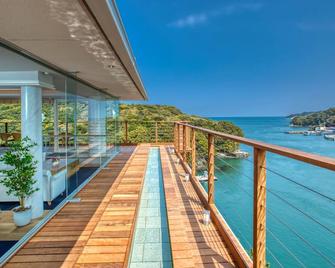 يوكاي ريزورت بريميوم توبا سايتشوراكو - توبا - شرفة