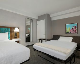 Hampton Inn & Suites by Hilton Toronto Downtown - Toronto - Bedroom