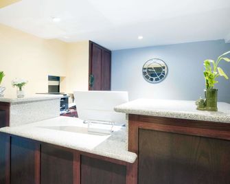 Knights Inn Eagle Pass - Eagle Pass - Vestíbul