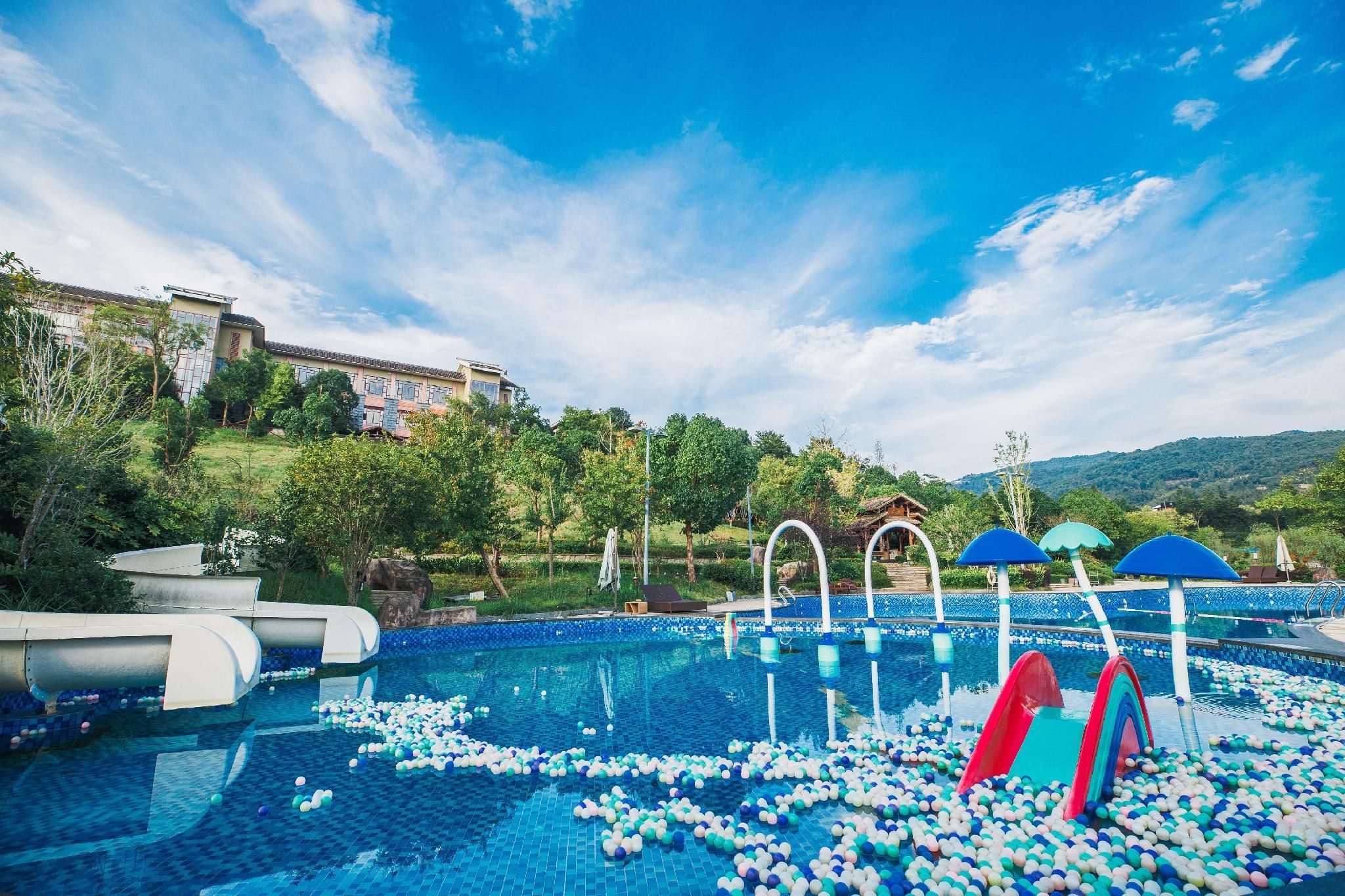 Taishun Lianyun Valley Hot Spring Resort Hotel - Ningde - Piscina
