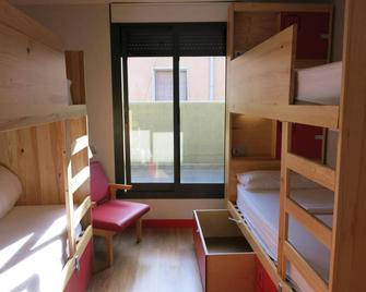 بيت شباب أوكي مدريد - مدريد