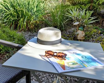 Brit Hotel Le Branhoc - Auray