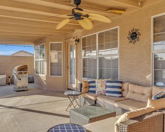 Luxe Phoenix Getaway (heated pool, mountain view) - פיניקס - פטיו