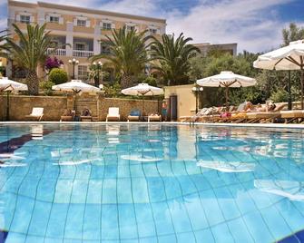 Crithoni's Paradise Hotel - Álinda - Pool