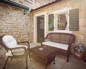 Theatre luxury rooms - ספליט - פטיו